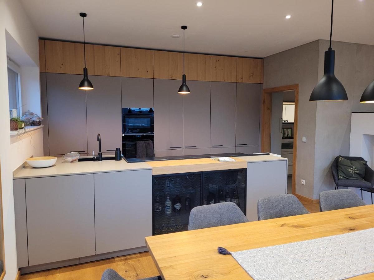 Traumhaus In Den Weinbergen - Max 8 Personen - Mit Self-Check-In Villa Sankt Stefan ob Stainz Bagian luar foto